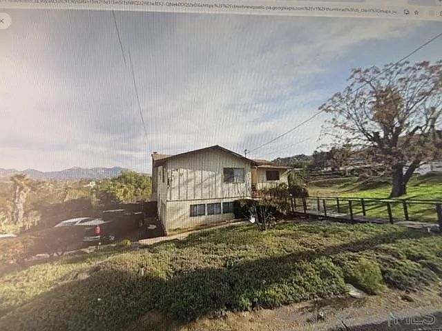 1st image of 8115 Amelia Dr