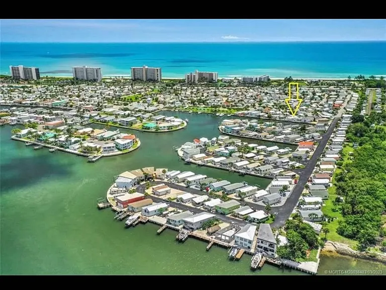 10701 S Ocean Dr — Photo 4
