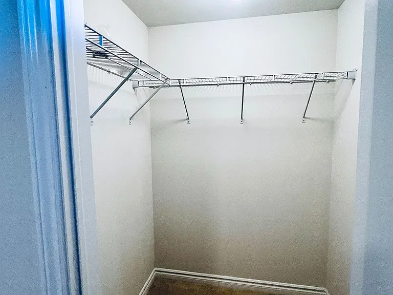 24 Hylton Dr #BASEMENT — Photo 8