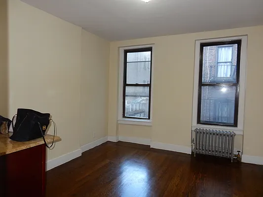 Rented by Aimee Grodanz, LREB | media 2