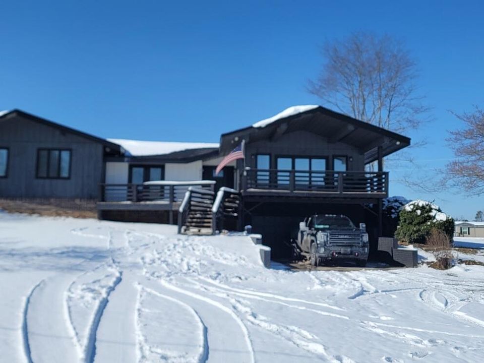 1st image of 217 Community Dr