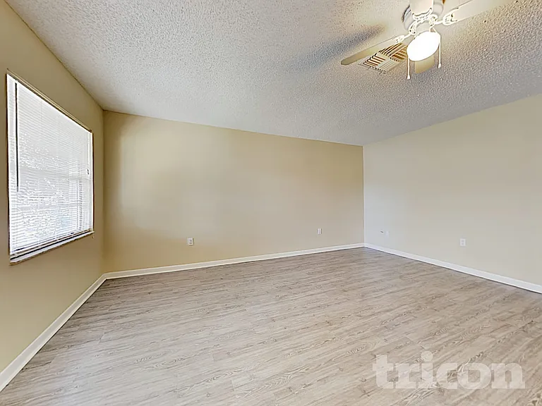 4348 Black Fox Dr — Photo 20