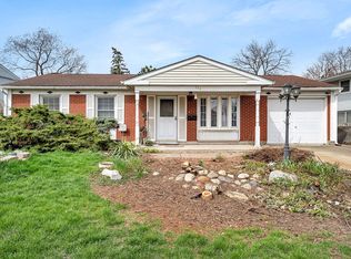 334 Hickory Ave, Romeoville, IL 60446