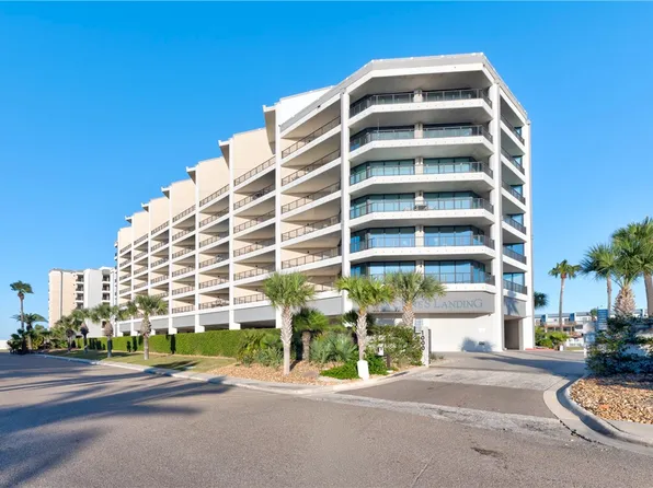 1000 N Station St APT 613, Port Aransas, TX 78373