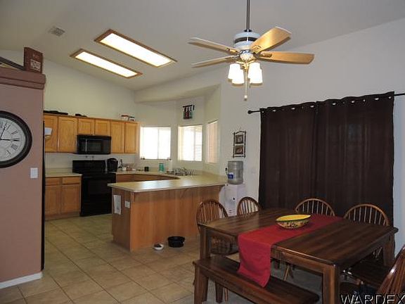2nd image of 3365 Fountain Palm Dr