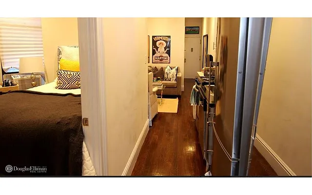 Rented by Douglas Elliman | media 38