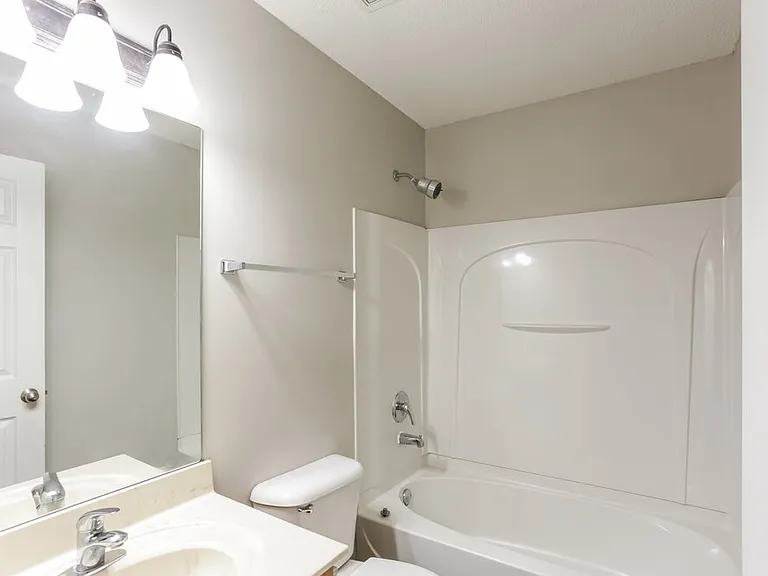 3044 Magnolia Dr — Photo 16
