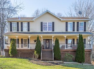 26 Old Rudetown Rd, Vernon, NJ 07462