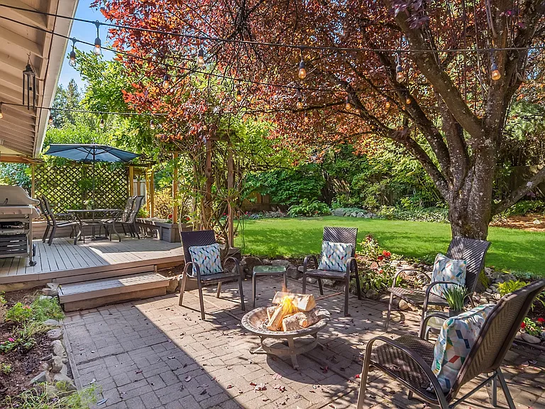 11681 132nd Ct NE — Photo 12