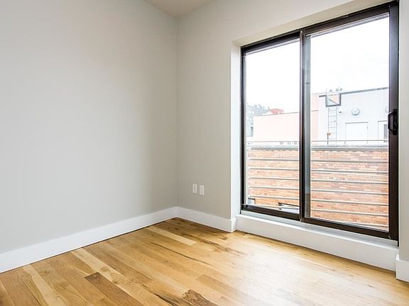 5th image of 185 Leonard St #4BER
