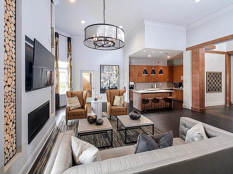 Plymouth Pointe Resident Lounge