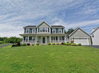 44 Francis Dr, Wynantskill, NY 12198