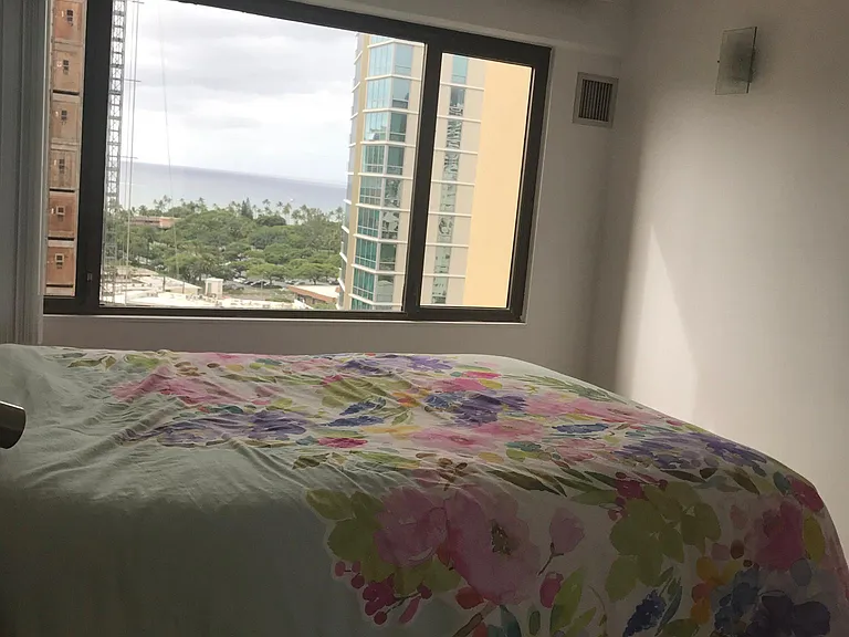 2140 Kuhio Ave #1604 — Photo 6