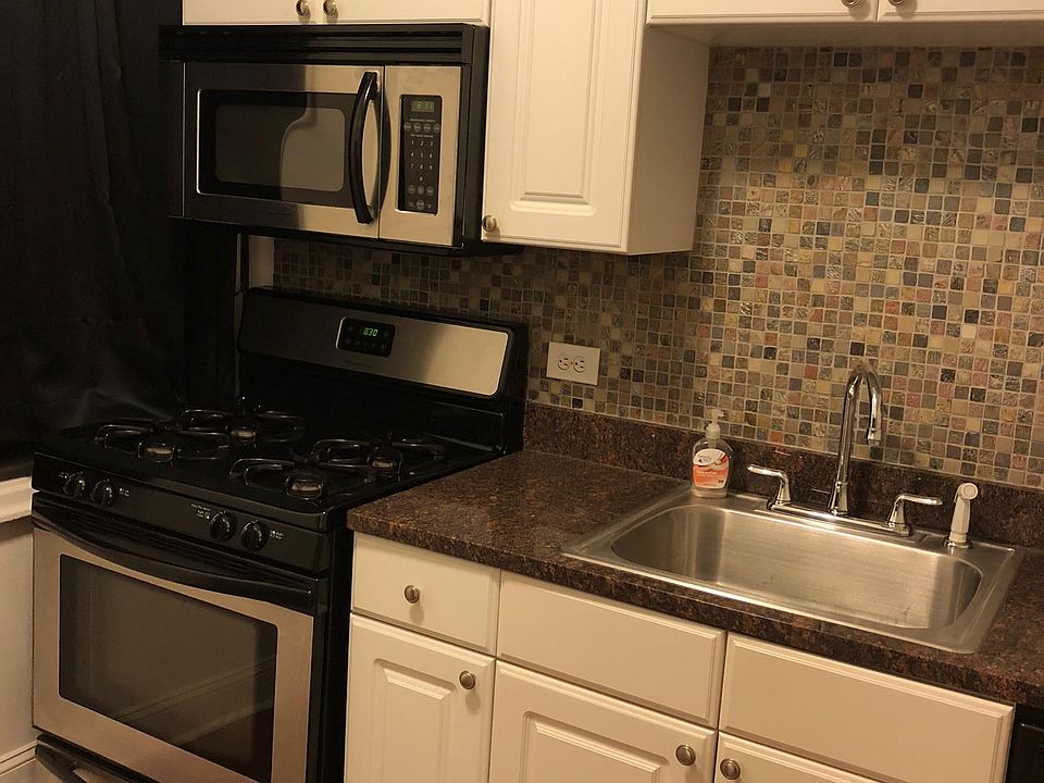 1st image of 324 Larchmont Acres APT B