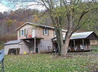 2403 Walnut Rd, Chloe, WV 25235