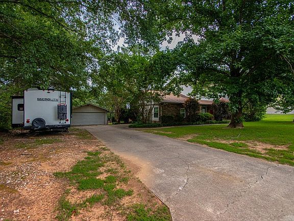 5th image of 1220 Pine Forest Dr