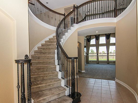 4th image of 3002 Decker Field Ln