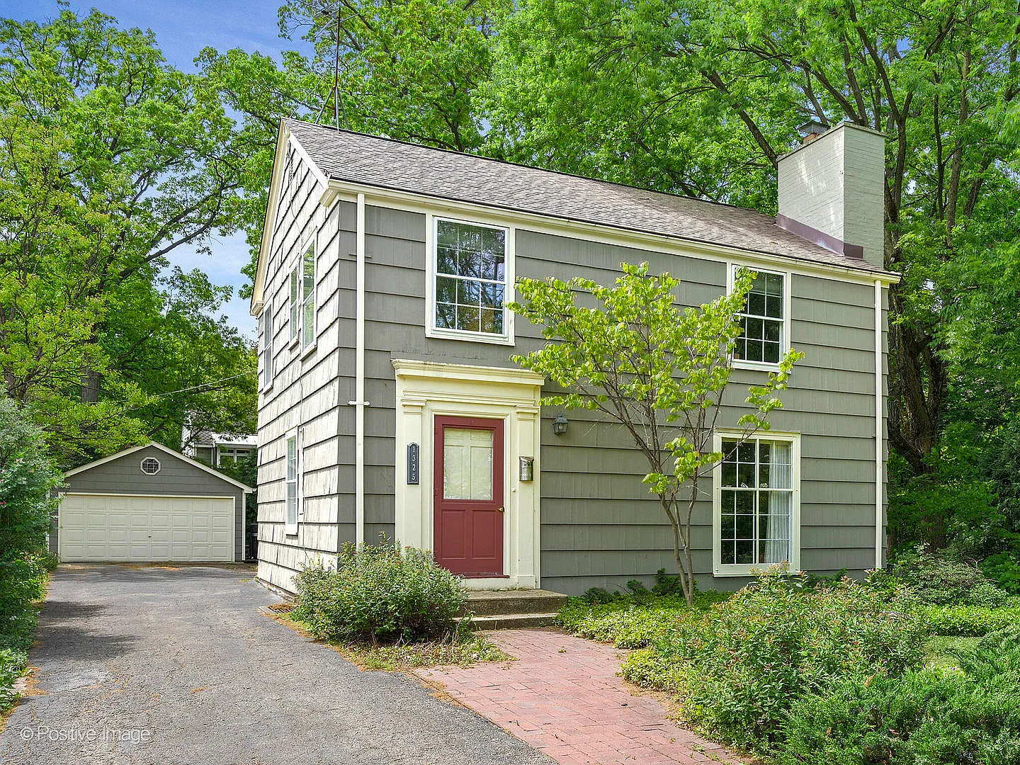 1325 Gilbert Ave photo 1