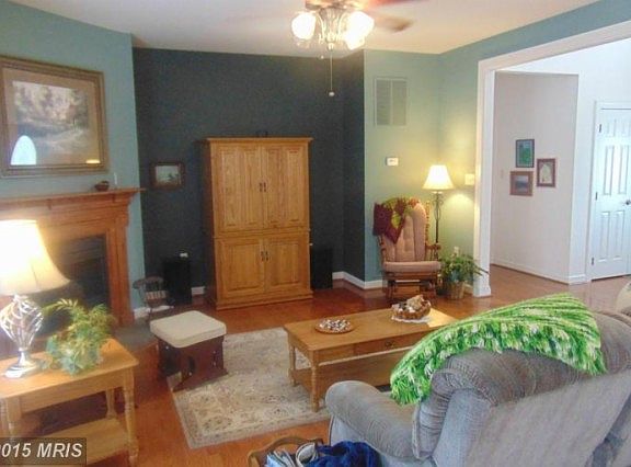 3rd image of 20006 Mt Aetna Road
