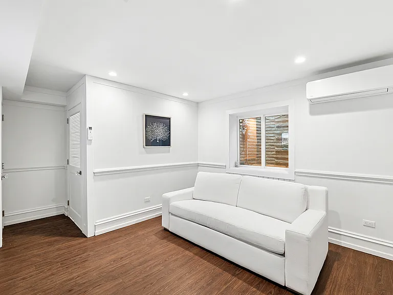 124 Underwood Dr — Photo 24