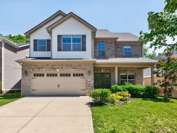 1072 Kavenaugh Ln, Lexington, KY 40509