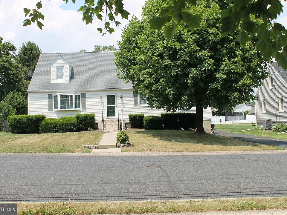 7 Walnut St, Richlandtown, PA 18955 Zillow