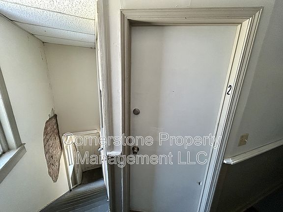 3rd image of 617 E 4th St #2