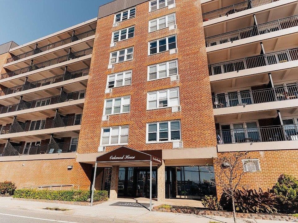 1st image of 1 E Broadway #7E
