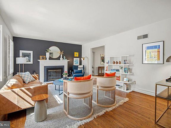 4th image of 6107 Cromwell Dr