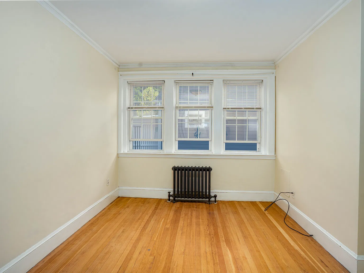 Studio, 360 sqft, $1,750 — Photo 4