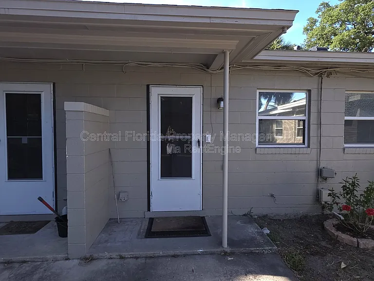 1010 E Central Blvd — Photo 18