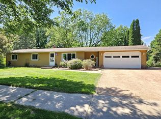 310 N Willow Ave, Marshfield, WI 54449