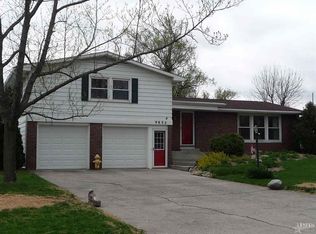 9832 Greenmoor Dr, New Haven, IN 46774