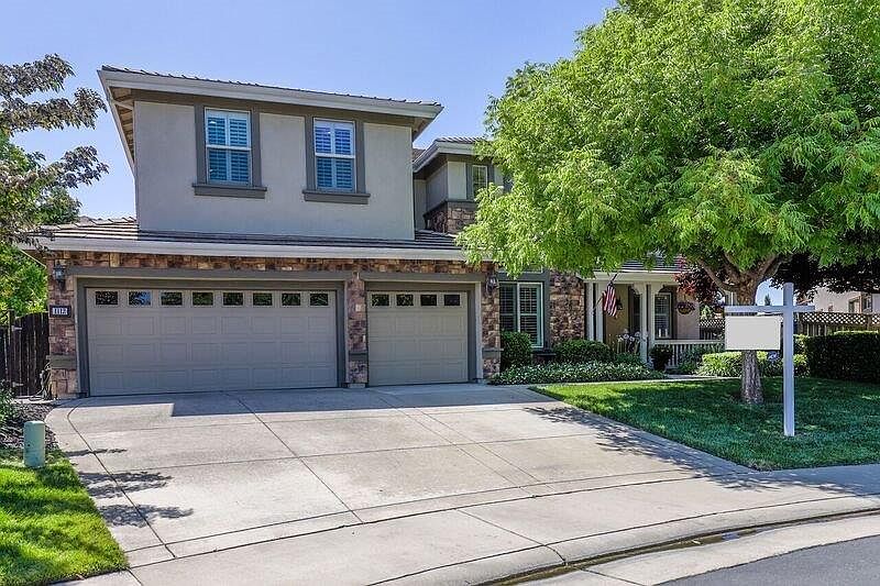 1st image of 1112 Oak Valley Dr