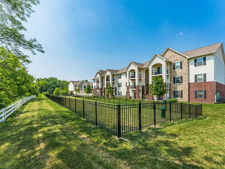 Ravines at Rocky Ridge - RENT SPECIALS: 1BD 1BA 1st TWO MONTHS RENT FREE & $0 dollar Security Dep... — Photo 17