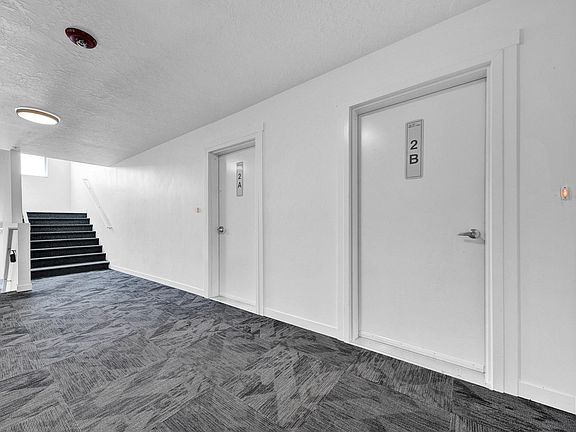 5th image of 3624 N Centrepoint Way Unit 2E