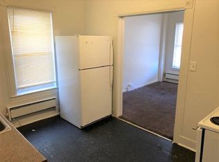 13 E 21st St FLOOR 2, Chester, PA 19013