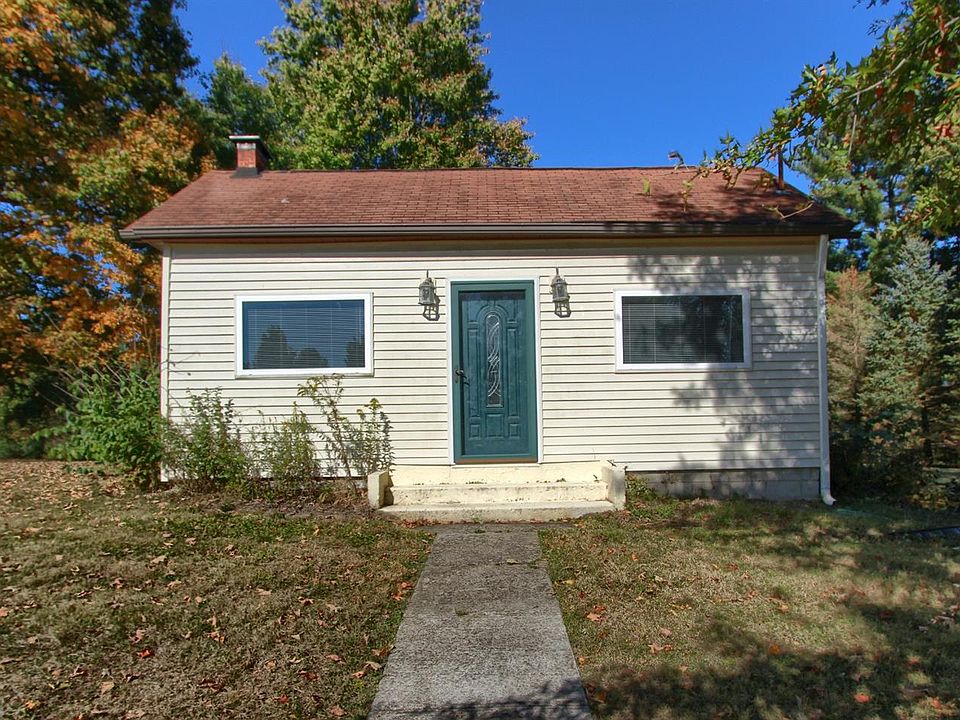 1st image of 343 S 1st St