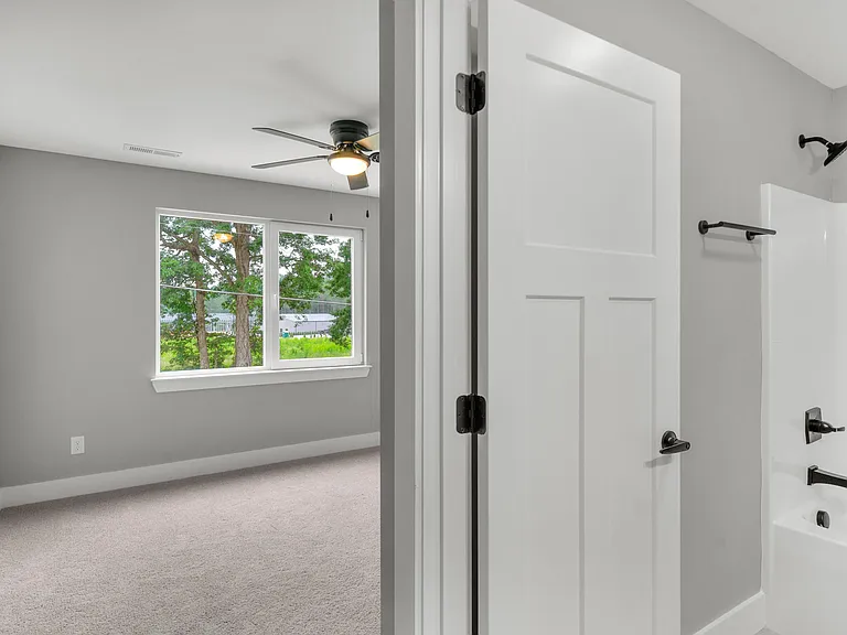 1028 Aviella Ct — Photo 7
