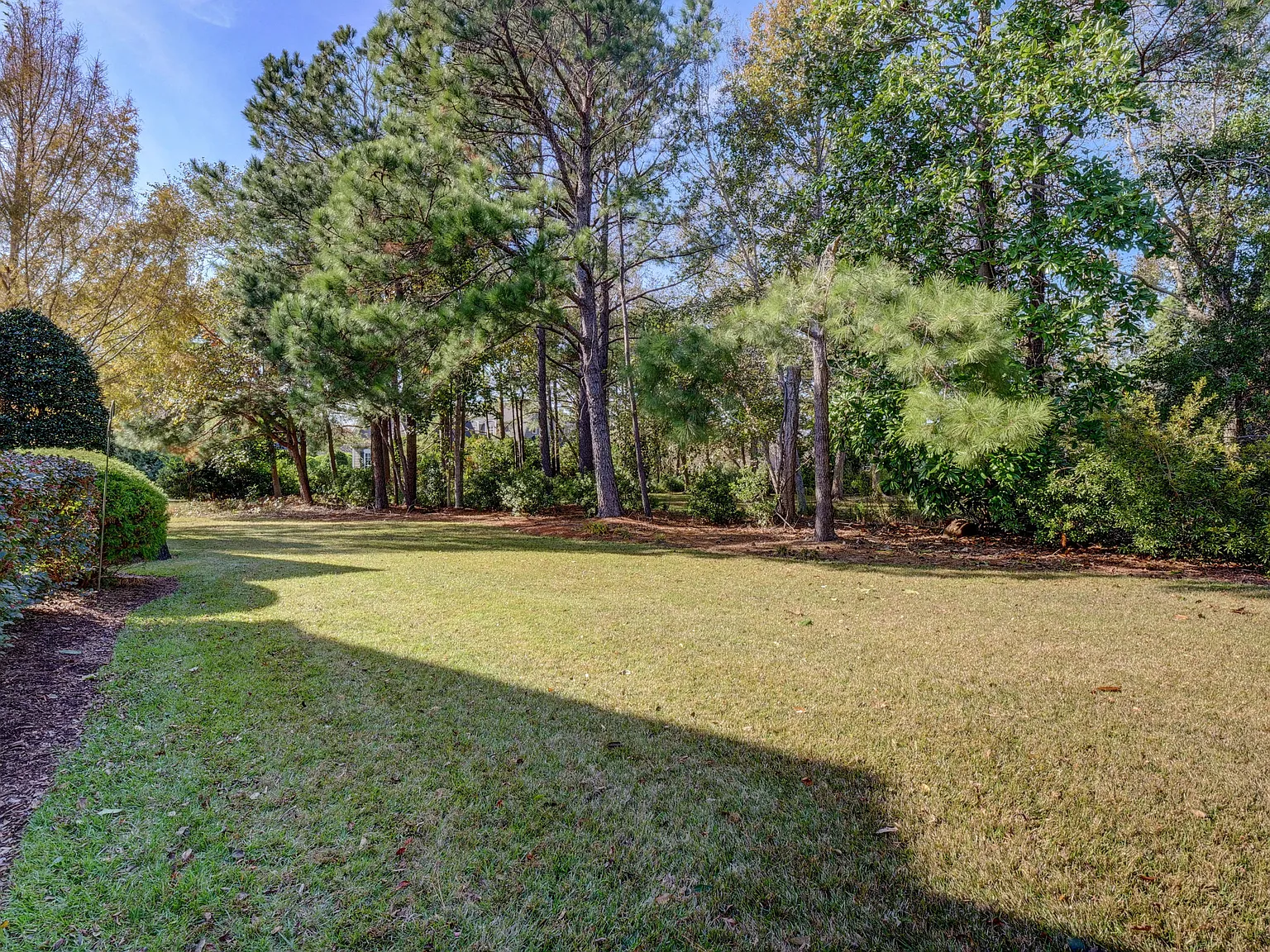 3 bed, 3.5 bath, $4,400 — Photo 3