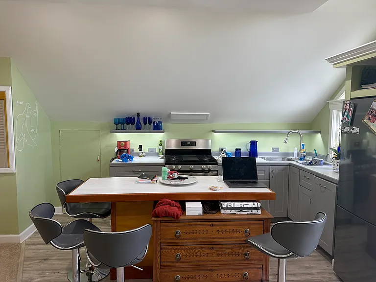 2111 Staples Ave #B — Photo 4