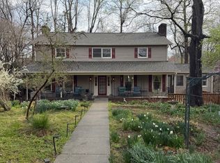1565 S Peace Haven Rd, Clemmons, NC 27012