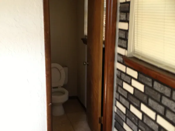 4632 SW H Ave, Lawton, OK 73505