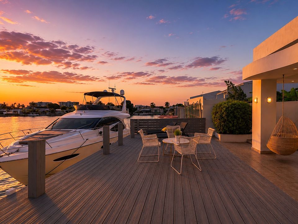 1st image of H4 Vistamar Marina