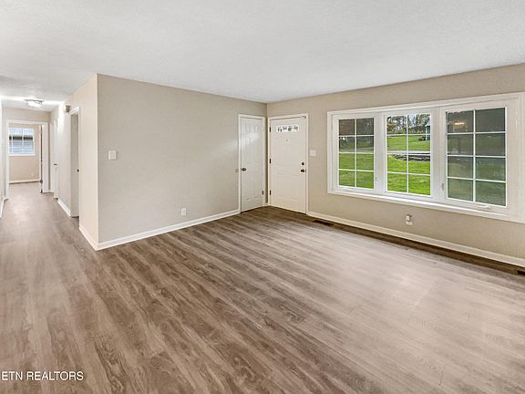 3rd image of 1020 Tranquilla Dr
