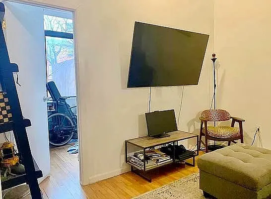 Rented by The Downtown LLC | media 12