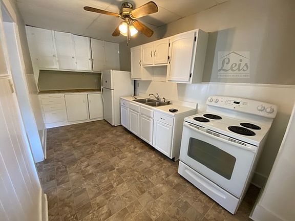 3rd image of 221 W Main St #4