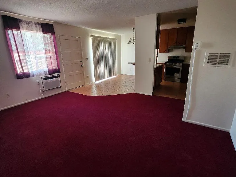 346 E B St — Photo 1