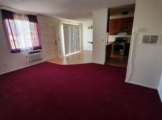 346 E B St, Colton, CA 92324