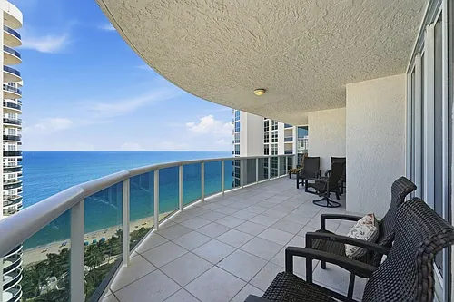 3100 N Ocean Dr Photo 1